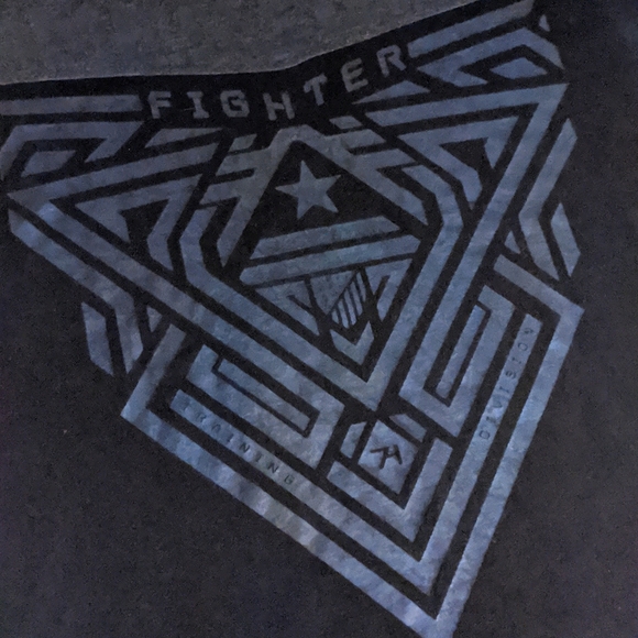 American Fighter - Picture 3 of 10